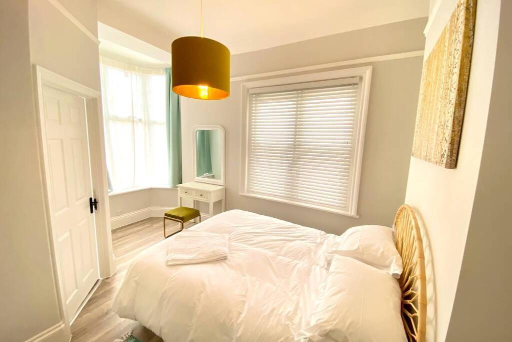 Cleveland House - Perfect For Beaches And Town. Bournemouth Exterior foto